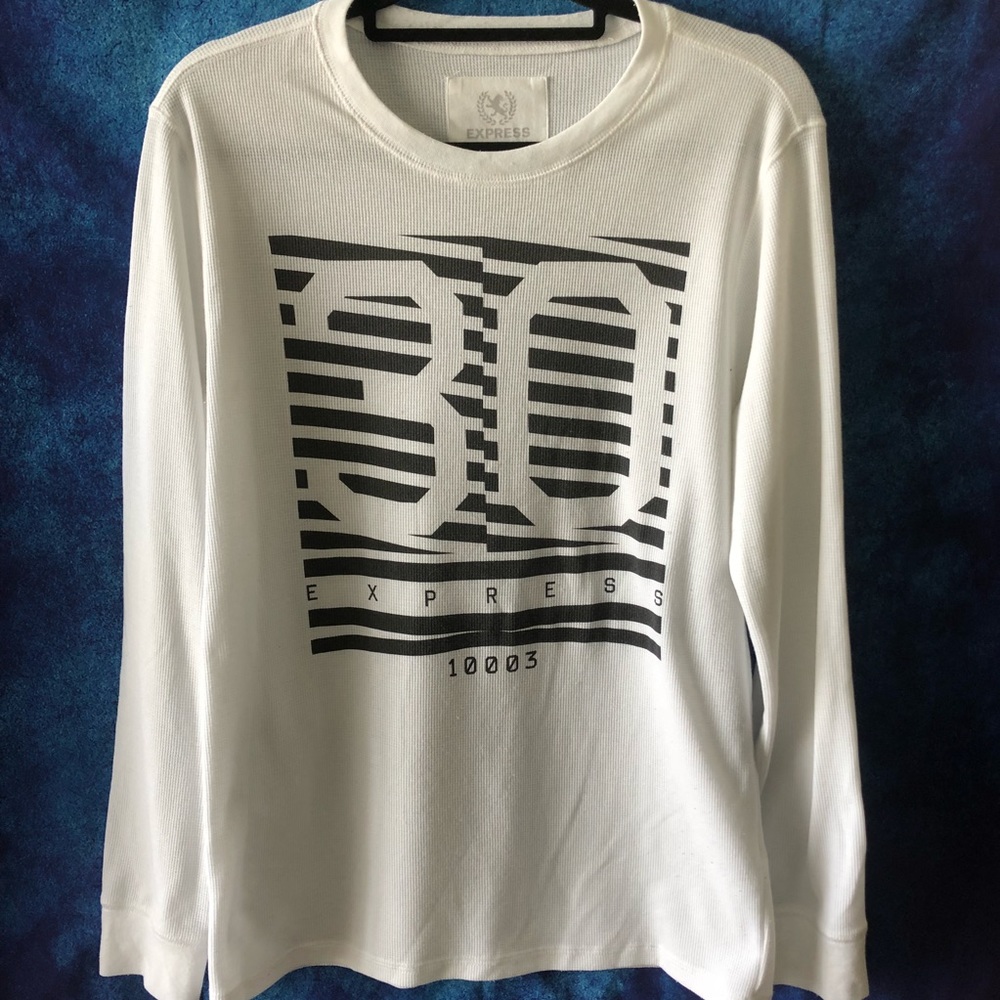 Express | Graphic Long Sleeve Thermal